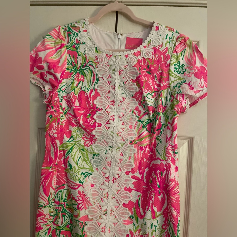 Lilly Pulitzer Pink Floral Mini Dress with Green Accents Kentucky Derby Ready - Picture 5 of 11